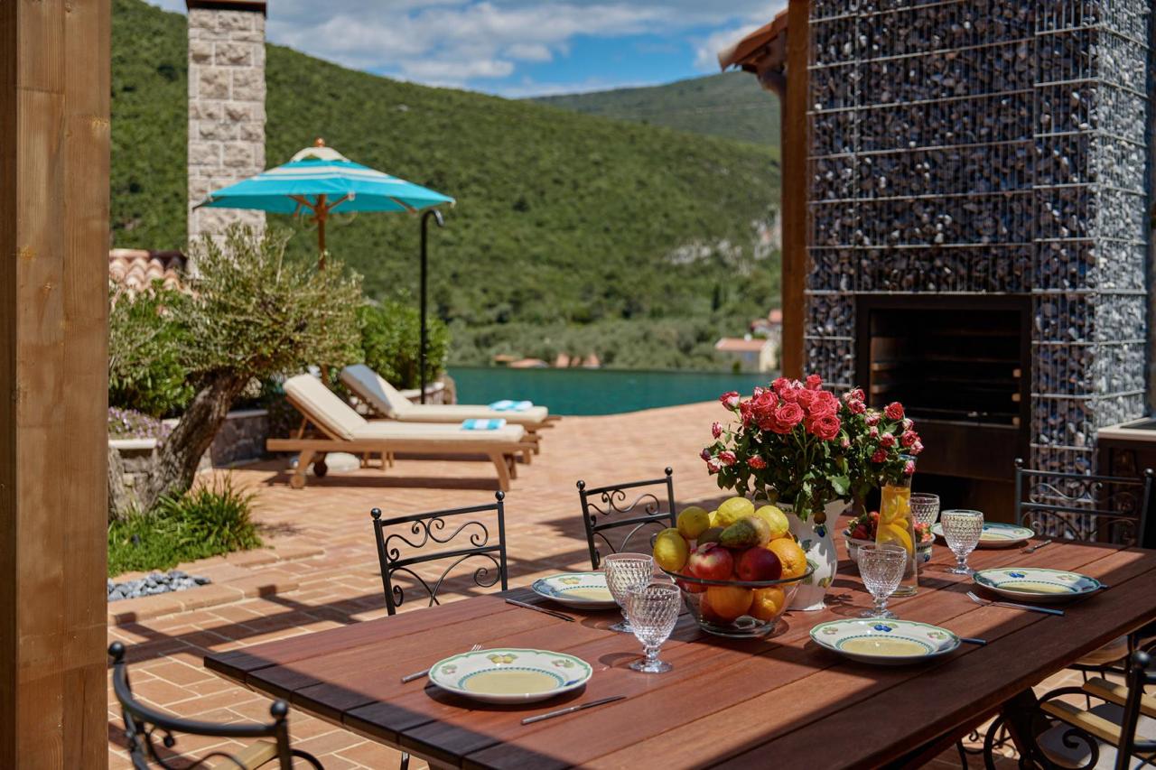 Image of Villa - 3 Bedrooms - 3 Bathrooms for Sale in Herceg-Novi-Lustica-Montenegro, Image 4